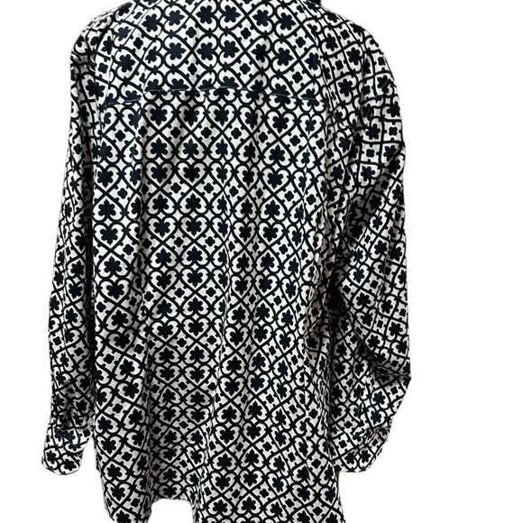 Talbots Plus 24W patterned, no iron button down black & white blouse (NWOT) - Picture 8 of 14